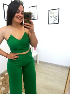 Conjunto Verde Top De Tirantes Y Pantalón De Pierna Ancha Con Locura